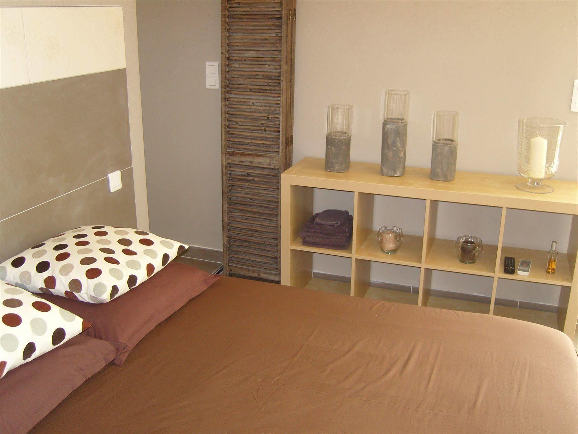 Bed and Breakfast Mas Guiraud, Le Coquet Beaucaire  Zewnętrze zdjęcie